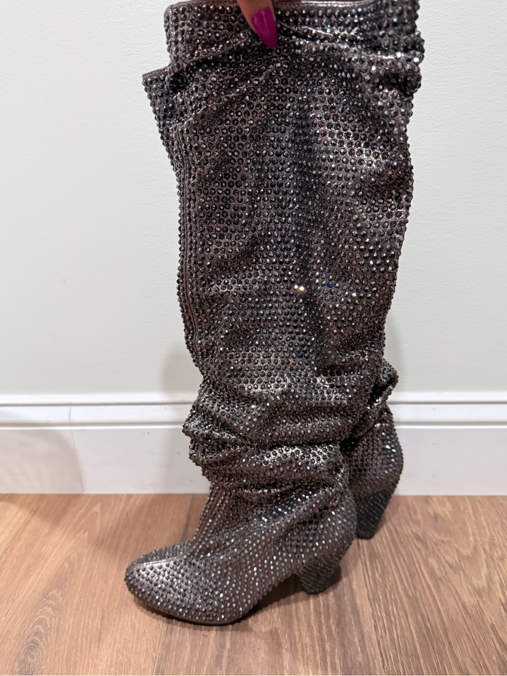 🔥INC Glittering Black Rhinestone Knee-High Boots Size 5 EC🔥 - Picture 1 of 3